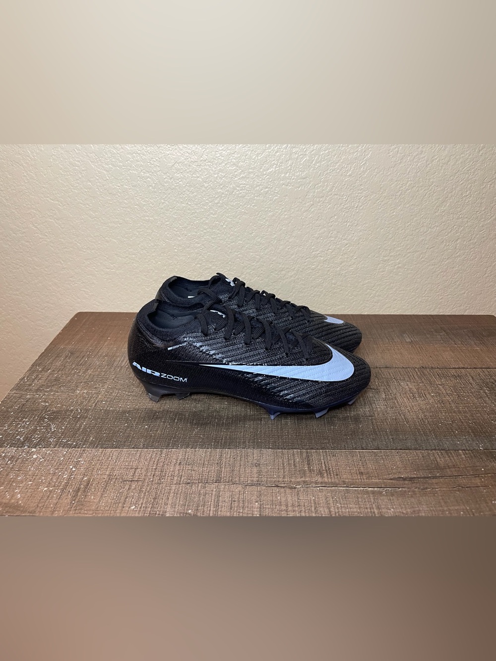 Nike Zoom Mercurial Vapor 16 Elite FG “2025 Shadow Pack” 
- Size 5.5 Men.